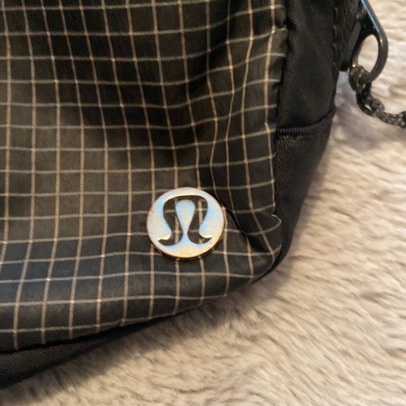 Lululemon waist pack - Picture 5 of 5